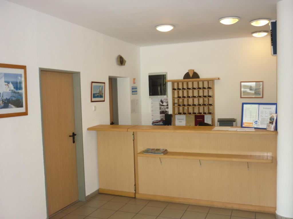 Hotel Holiday Siofok Luaran gambar